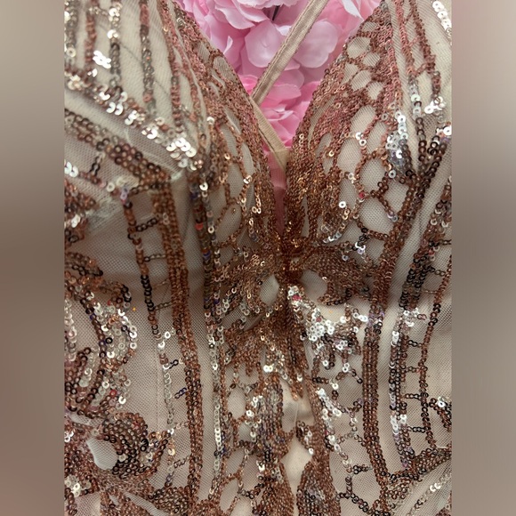 Amarra 20011 rose gold size 8 fit & flare fully sequined v neck long dress - Picture 4 of 6